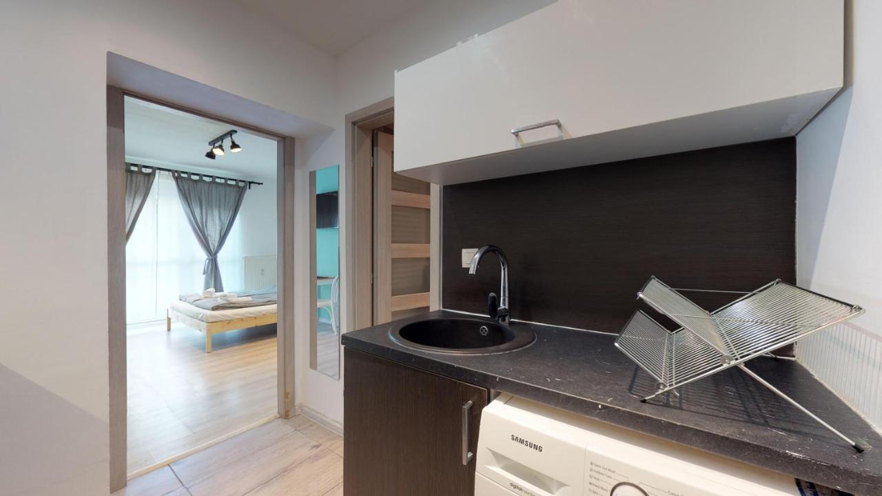 Appartement Steps From Nivy & Main Bus Station *